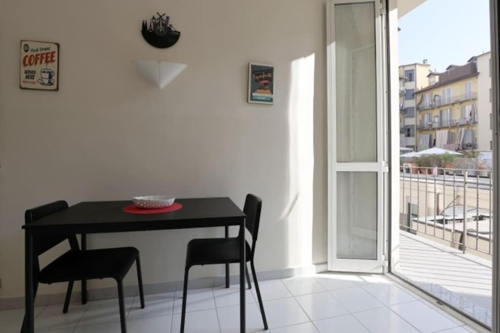 Bel Bilocale Vicino Alla Metropolitana E Al Centro Apartment Turin Bagian luar foto